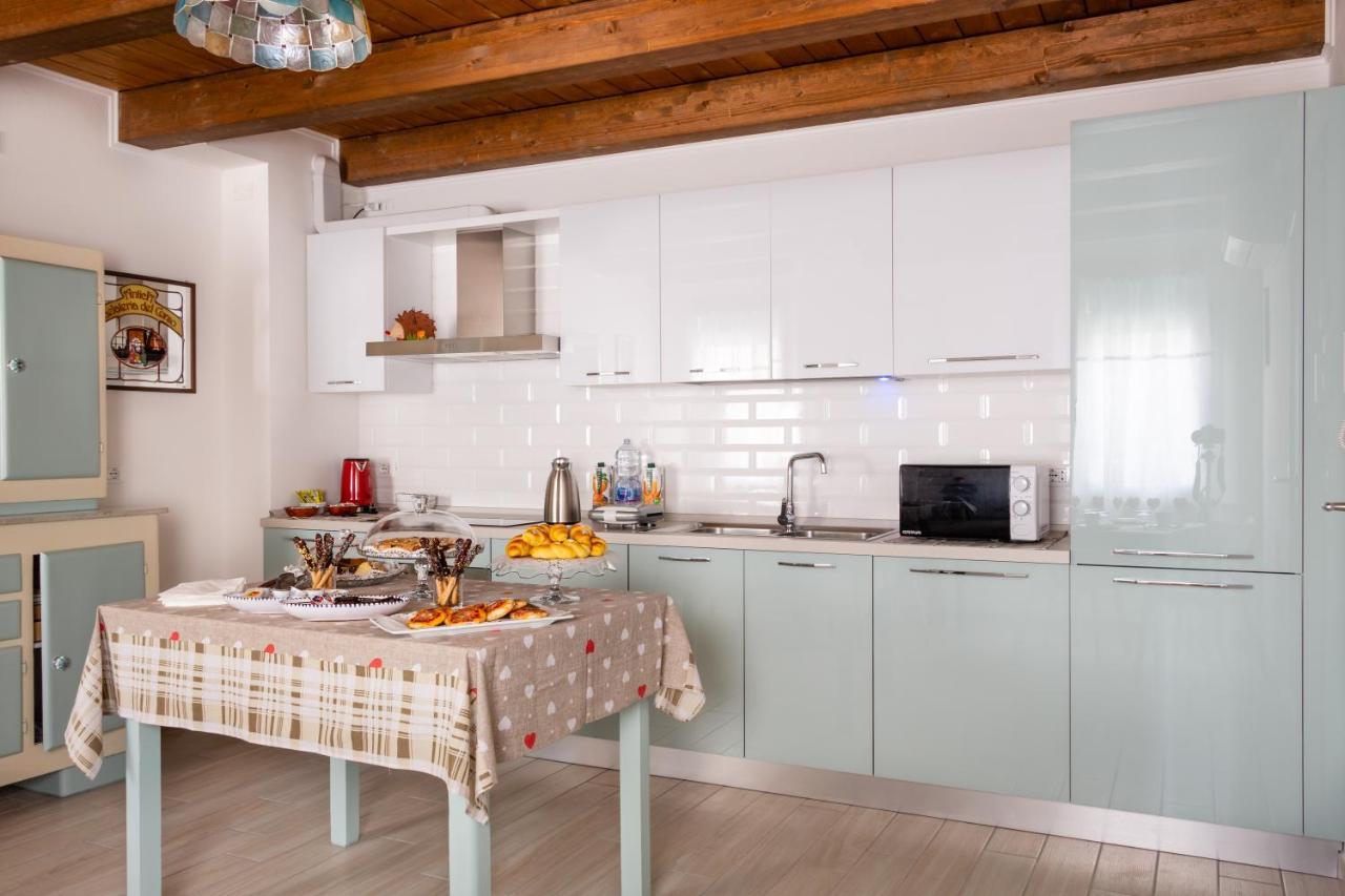 La Casa Di Santino Bed and Breakfast Comacchio Eksteriør billede