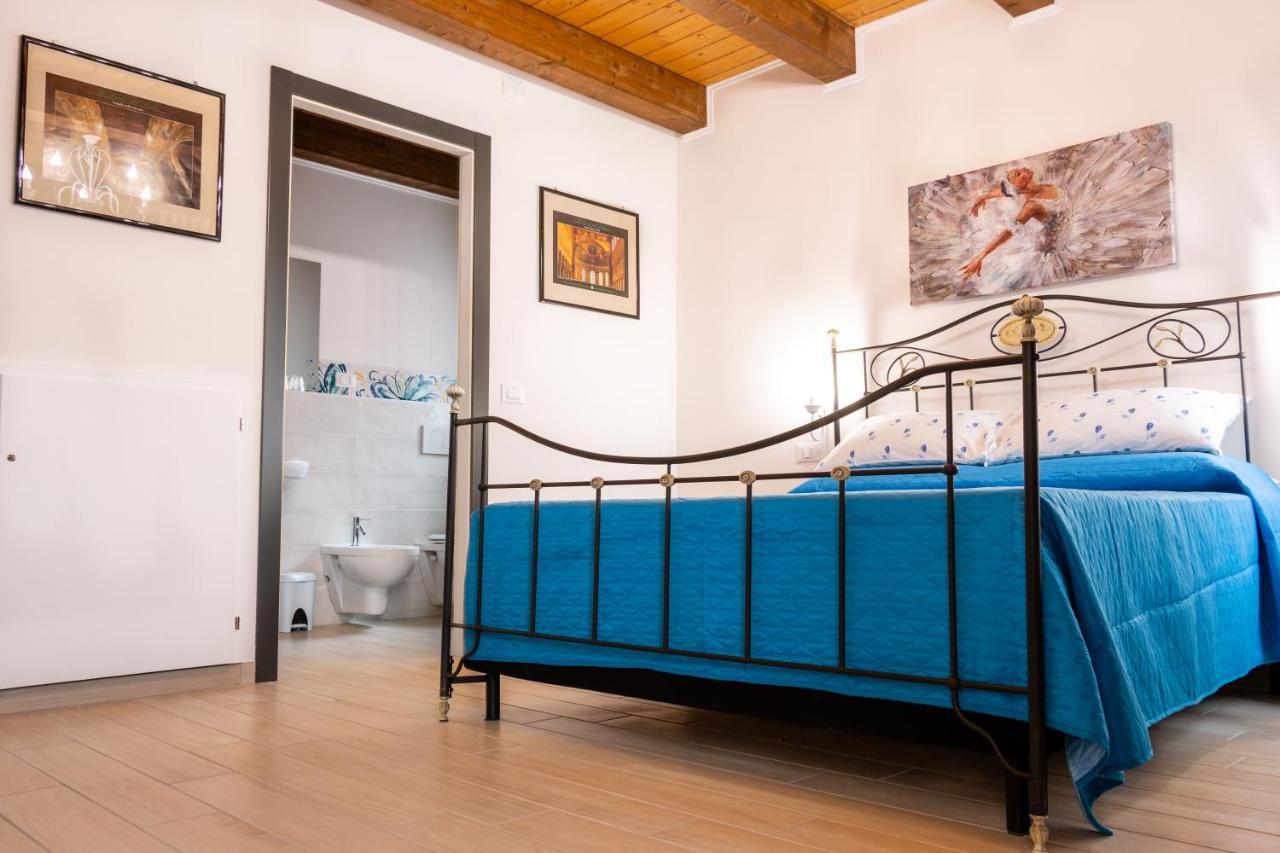 La Casa Di Santino Bed and Breakfast Comacchio Eksteriør billede